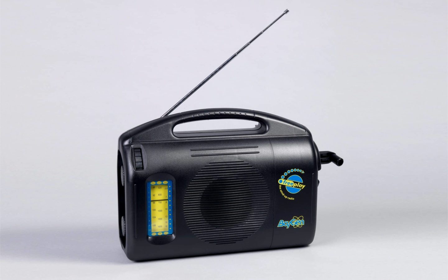 Wind up. Заводное радио. Up радио. Радиоприемник уп-1. Wind-up Radio.